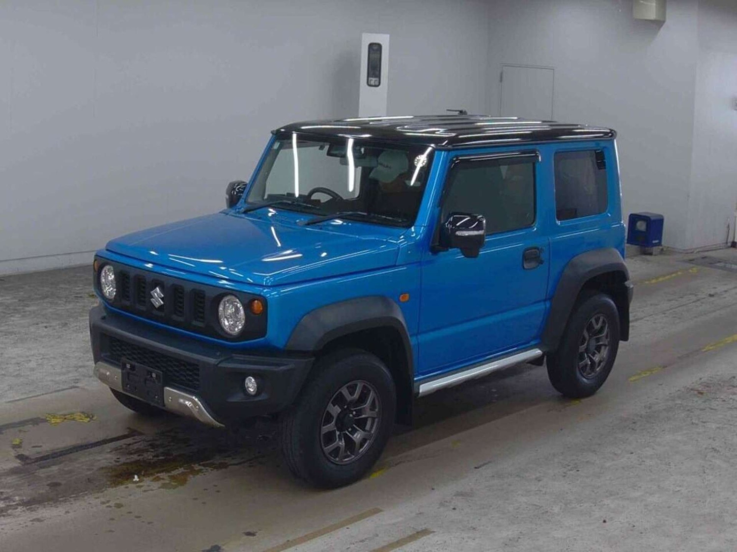 Used Suzuki Jimny 2020 for sale - 76959823: Photo 4
