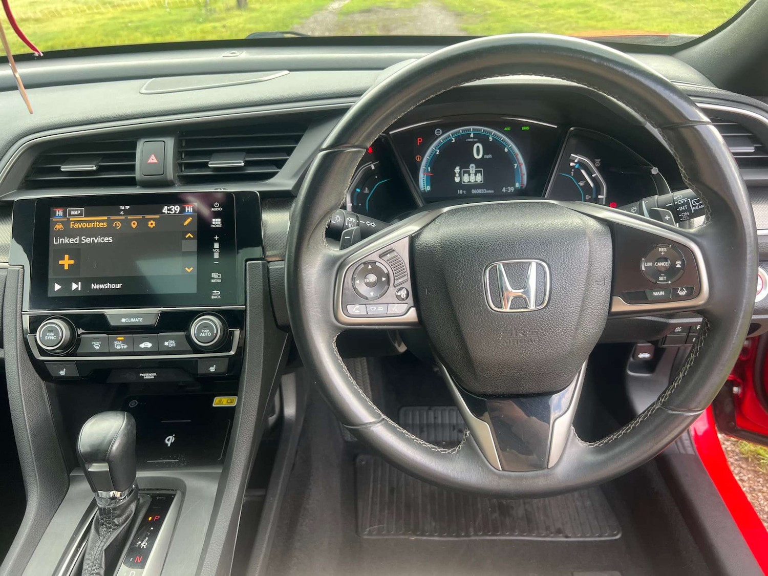 Used Honda Civic 2017 for sale - 76776978: Photo 2