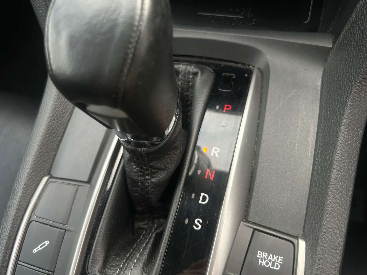 Used Honda Civic 2017 for sale - 76776978: Photo 44