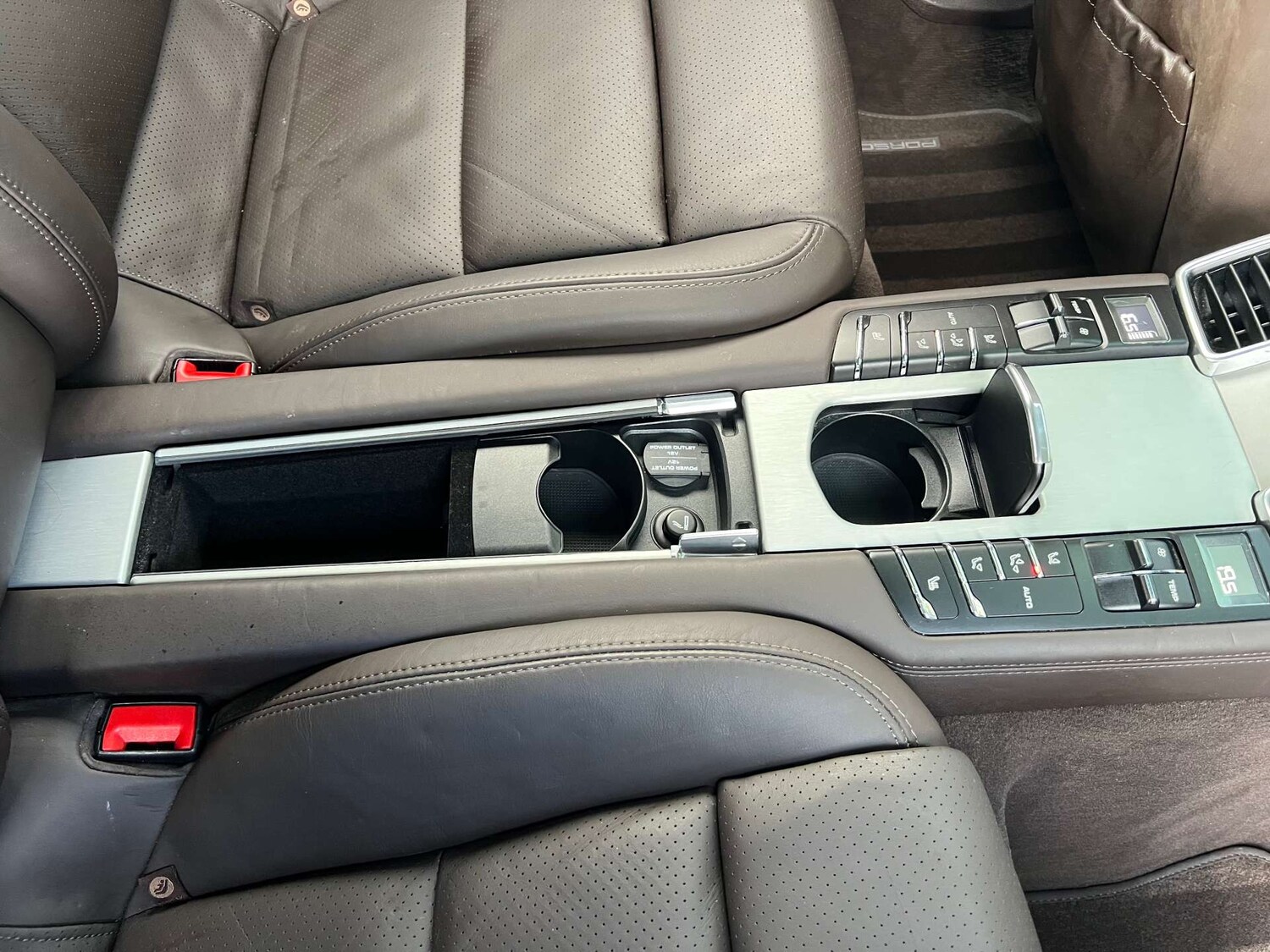 Used Porsche Panamera 2010 for sale - 77639568: Photo 24