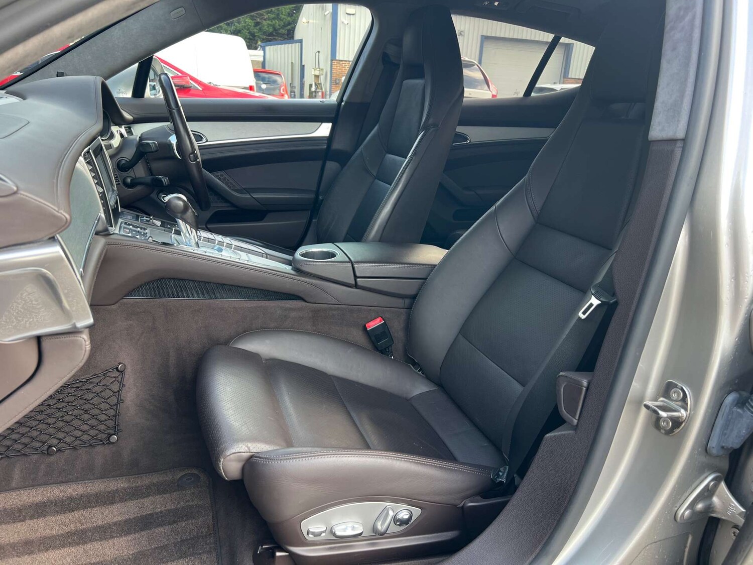 Used Porsche Panamera 2010 for sale - 77639568: Photo 27