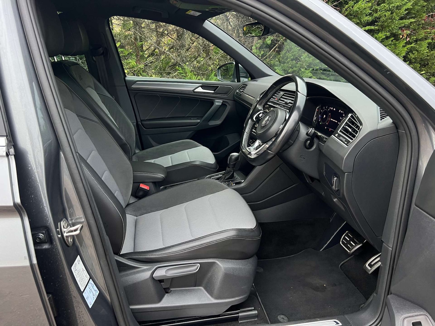 Used Volkswagen Tiguan 2020 for sale - 76776861: Photo 21