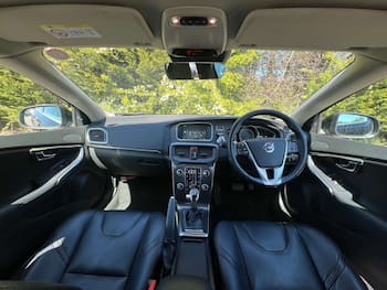 Used Volvo V40 2016 for sale - 79571770: Photo