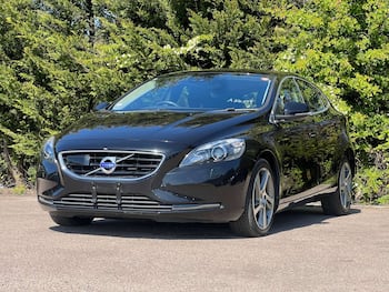 Used Volvo V40 2016 for sale - 79571770: Photo