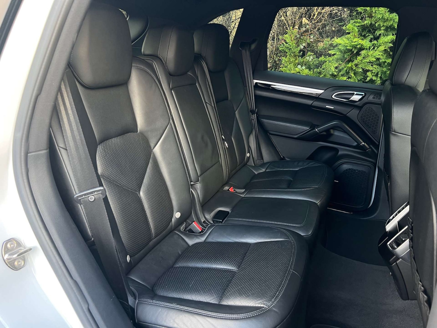 Used Porsche Cayenne 2015 for sale - 77406117: Photo 22