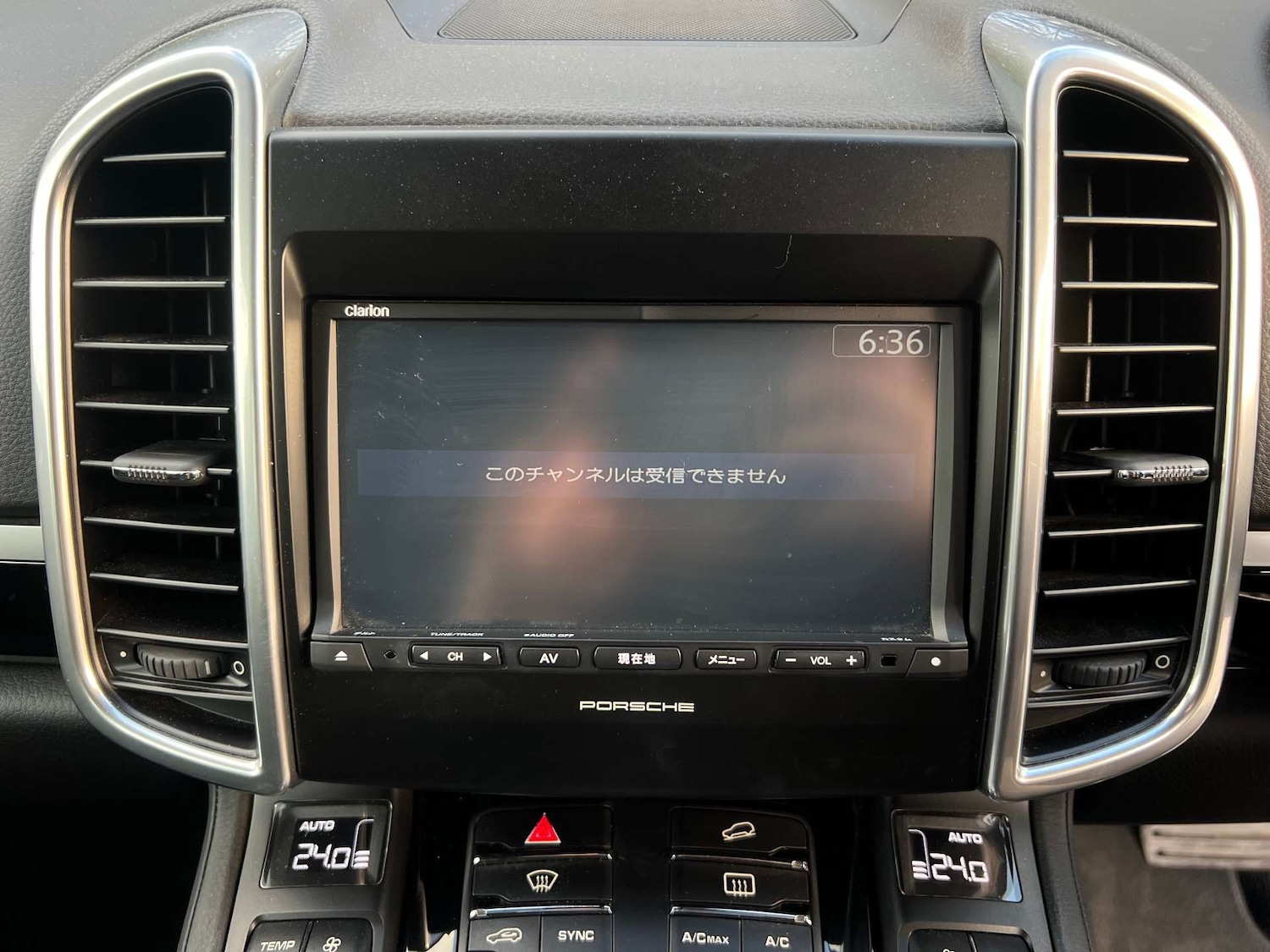 Used Porsche Cayenne 2015 for sale - 77406117: Photo 35