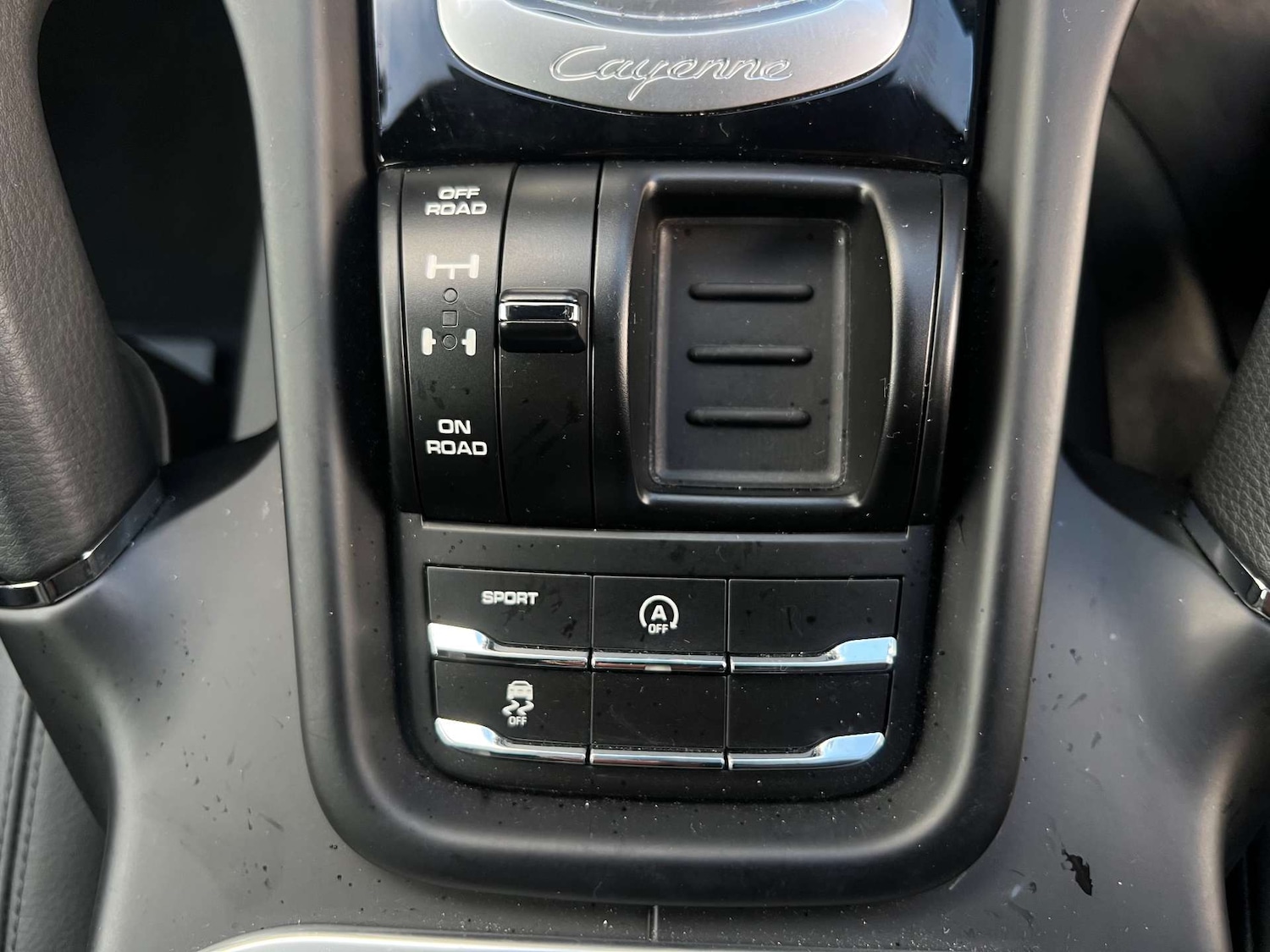 Used Porsche Cayenne 2015 for sale - 77406117: Photo 39