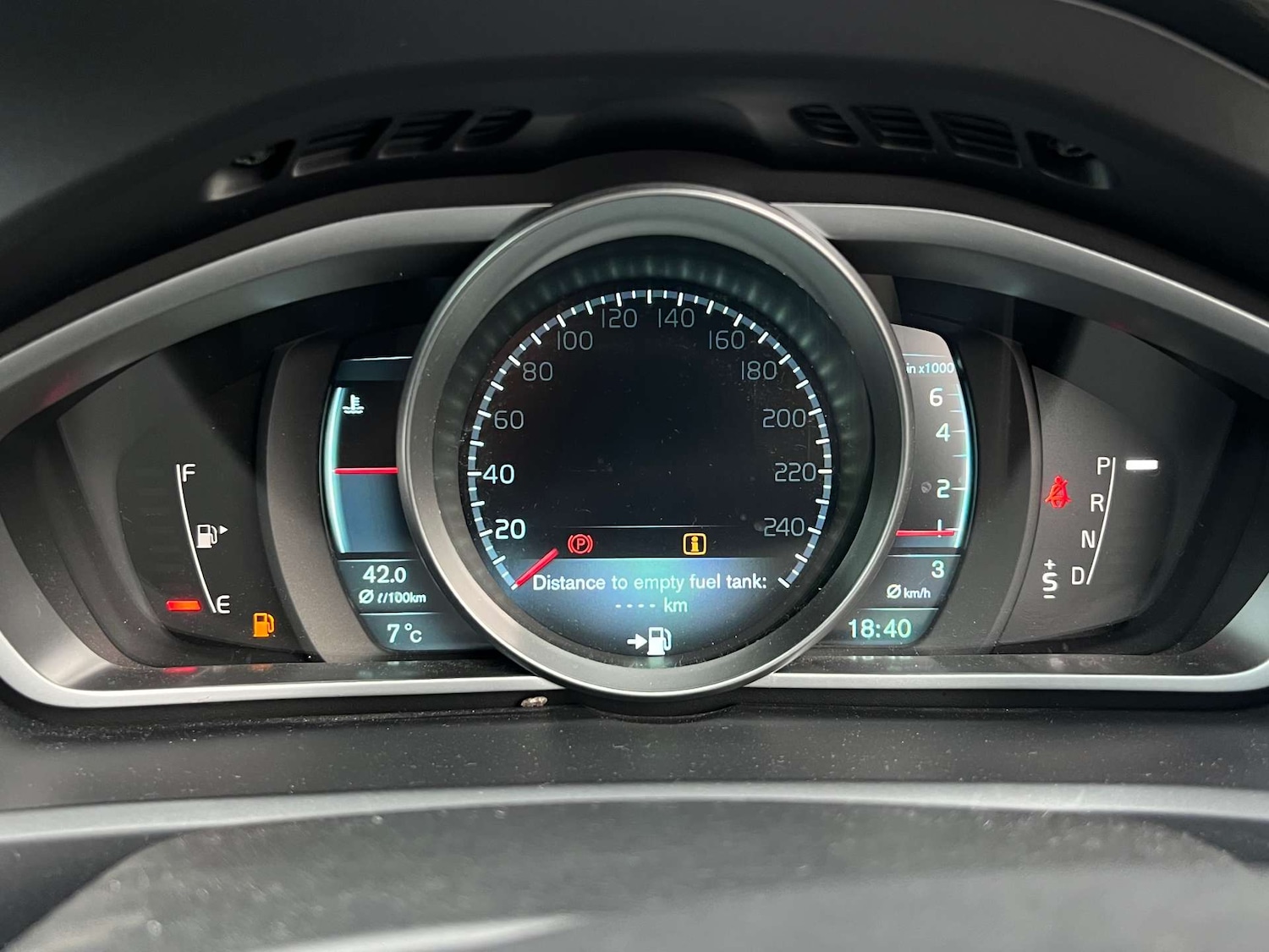 Used Volvo V40 2014 for sale - 77446355: Photo 31