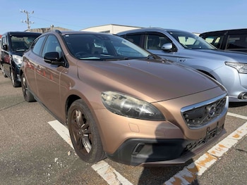 Used Volvo V40 2014 for sale - 78617691: Photo
