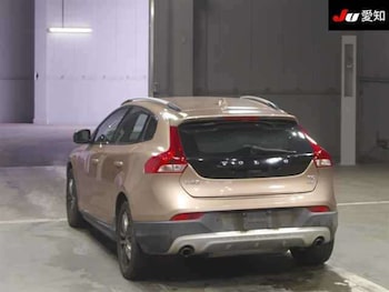 Used Volvo V40 2014 for sale - 78617691: Photo
