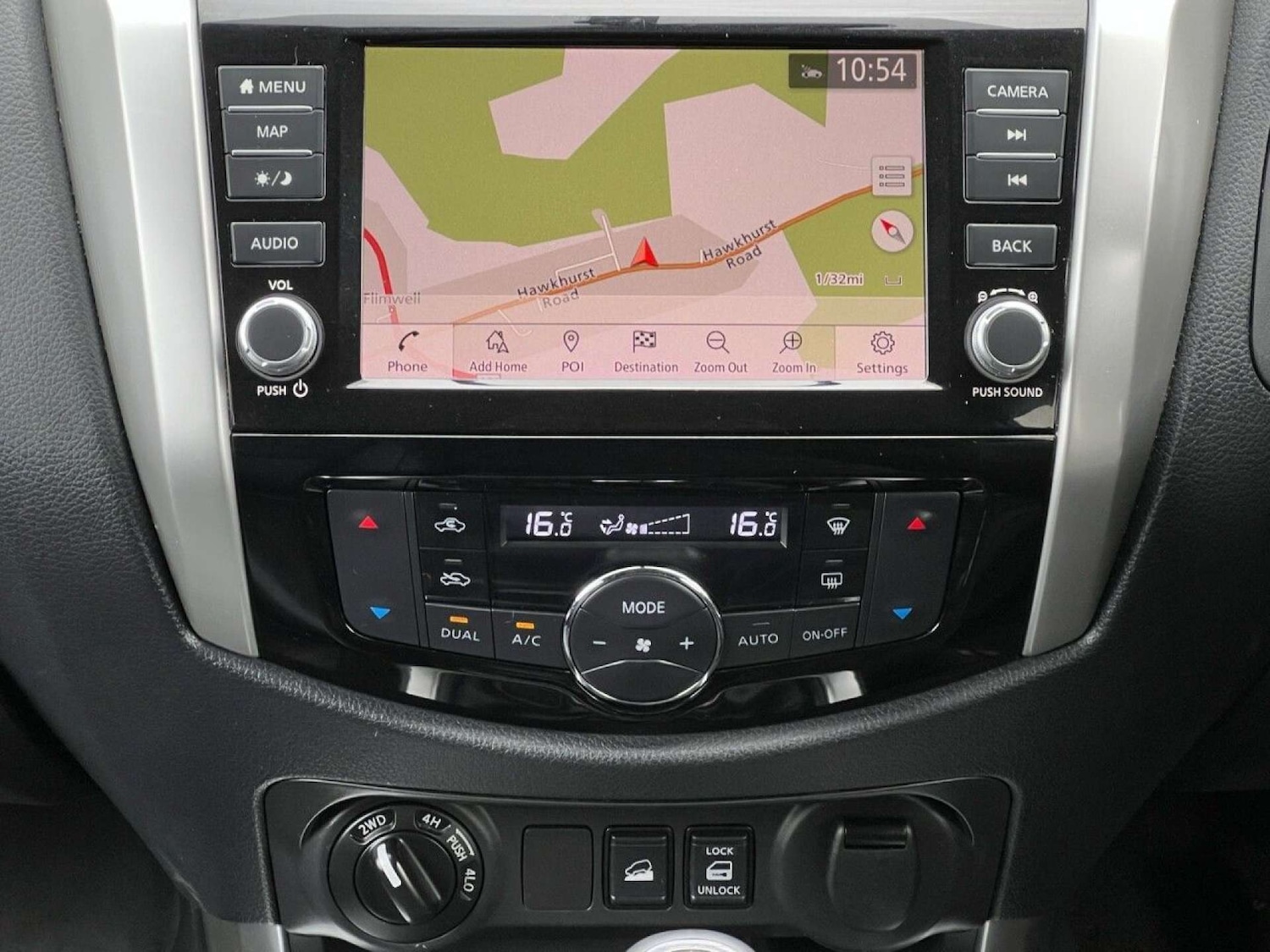 Used Nissan Navara 2020 for sale - 76949887: Photo 32