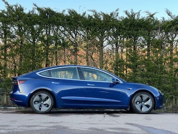 Used Tesla Model 3 2020 for sale - 76776966: Photo