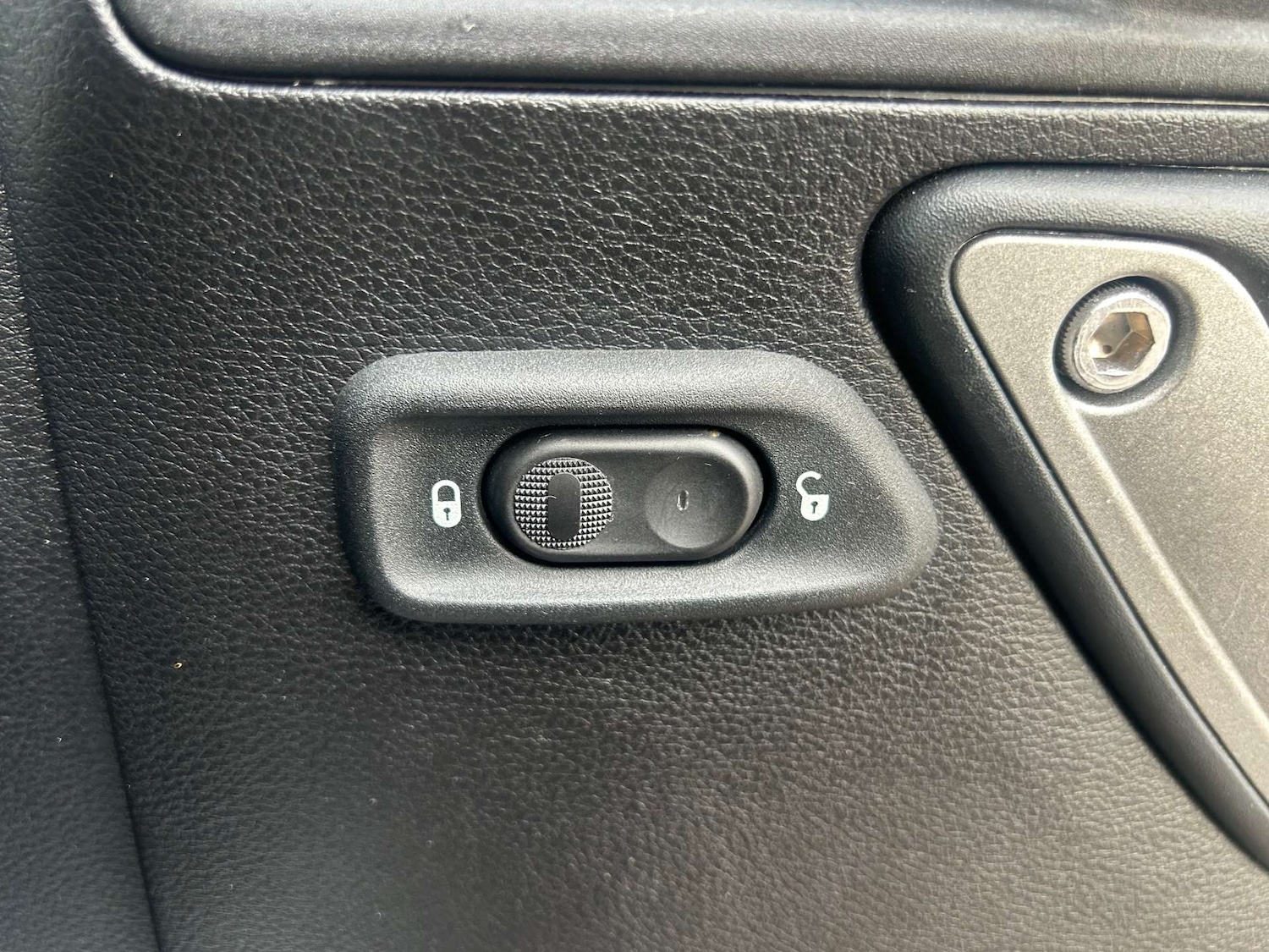 Used Jeep Wrangler 2015 for sale - 77168104: Photo 17