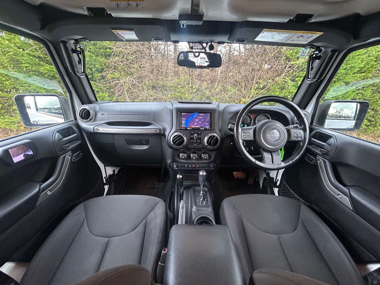 Used Jeep Wrangler 2015 for sale - 77168104: Photo 2