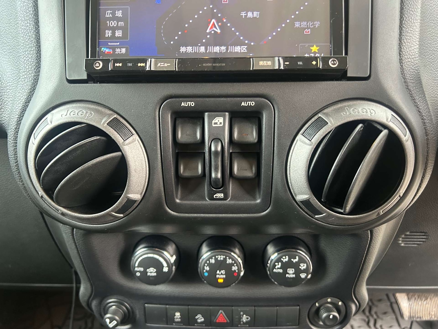 Used Jeep Wrangler 2015 for sale - 77168104: Photo 35