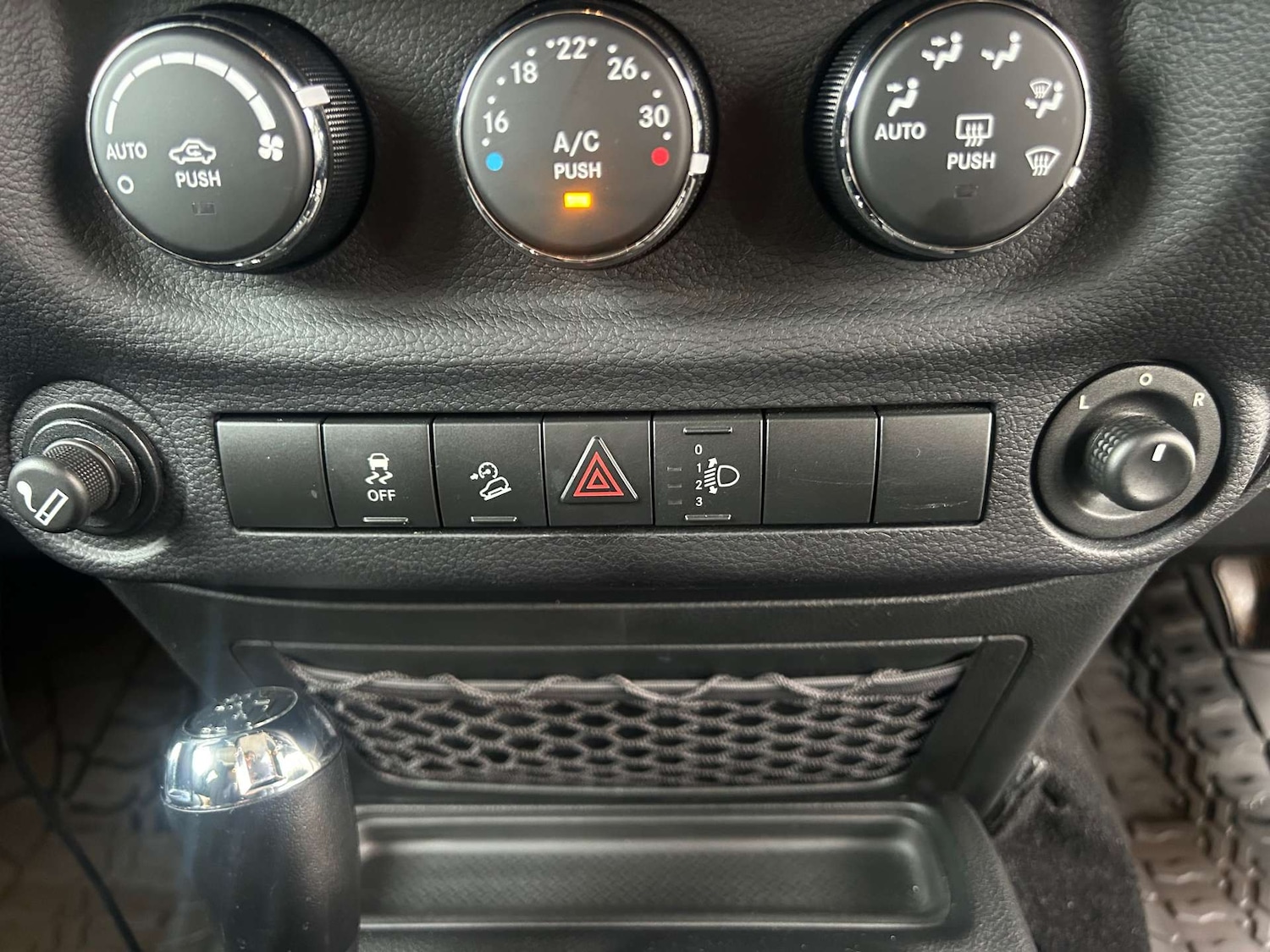 Used Jeep Wrangler 2015 for sale - 77168104: Photo 37