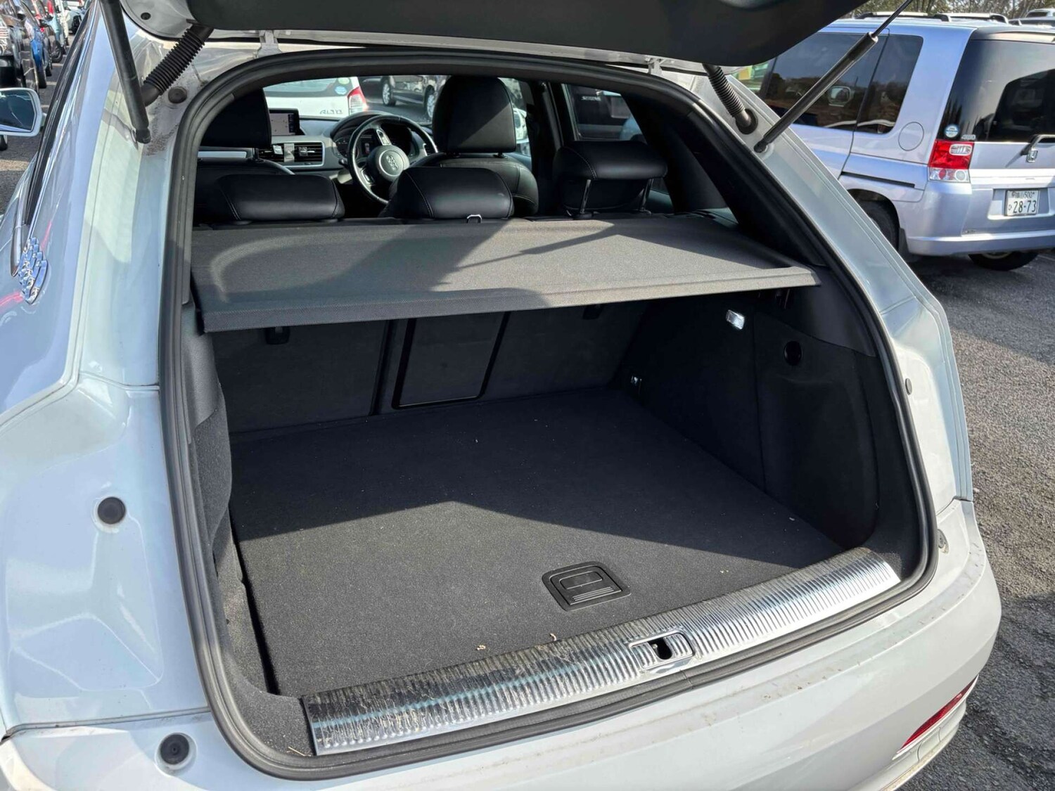 Used Audi Q3 2014 for sale - 77989904: Photo 9