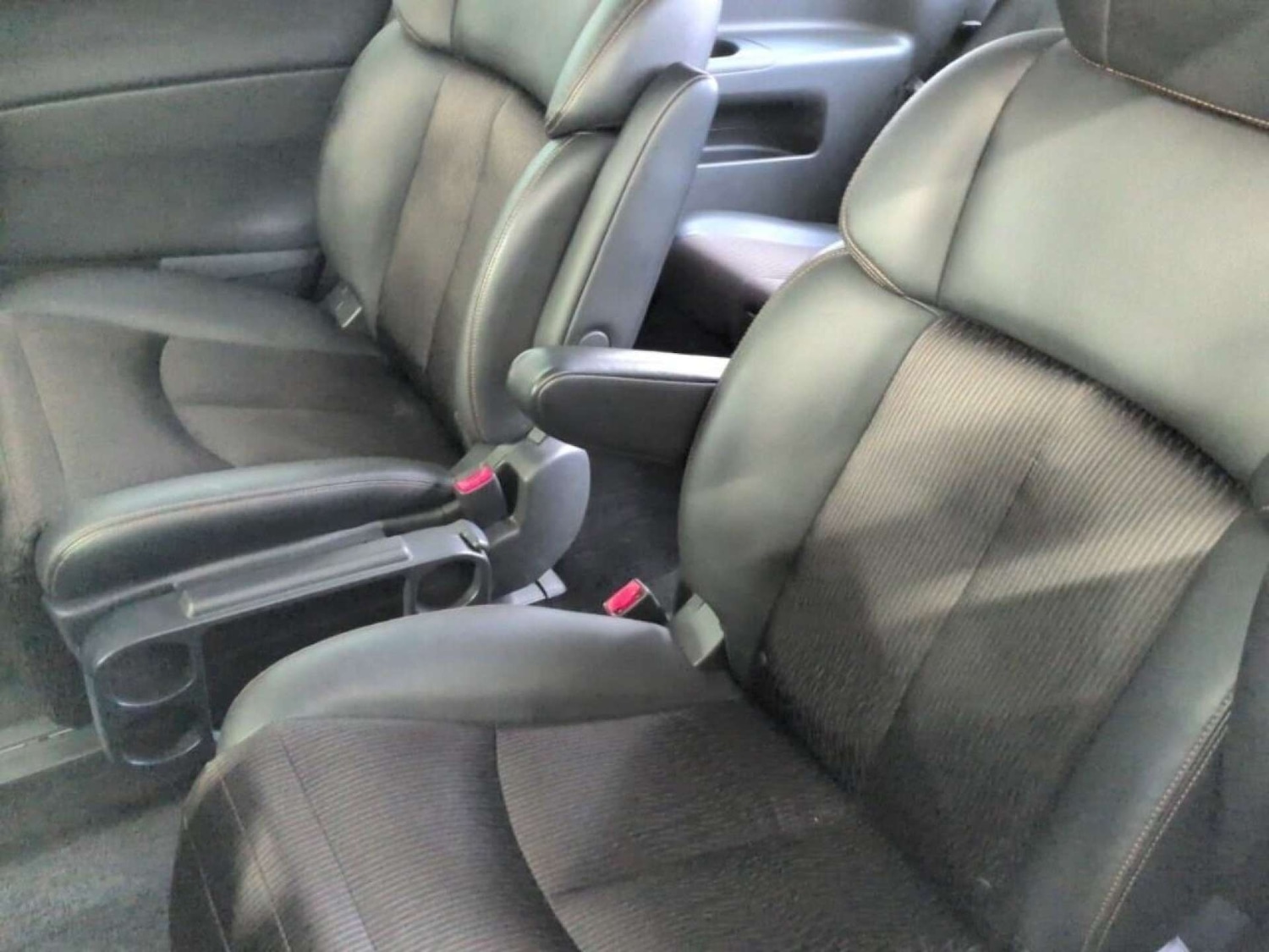 Used Nissan Elgrand 2014 for sale - 77355538: Photo 11