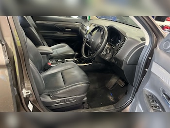 Used Mitsubishi Outlander 2019 for sale - 76776961: Photo