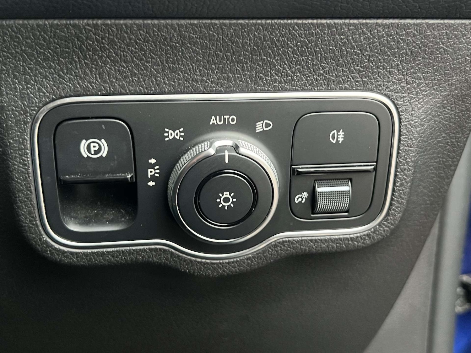 Used Mercedes-Benz GLB 2020 for sale - 76776820: Photo 23