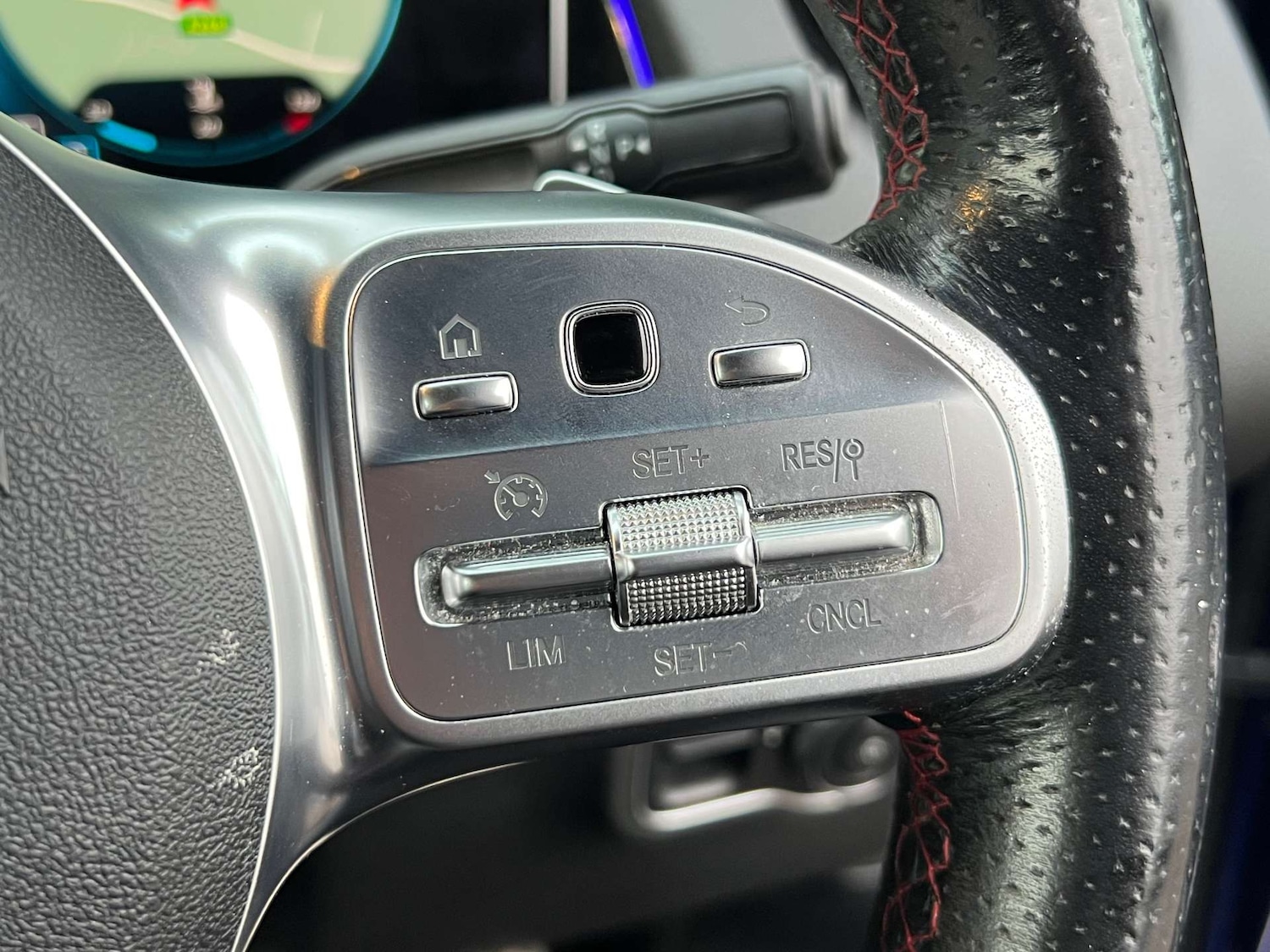 Used Mercedes-Benz GLB 2020 for sale - 76776820: Photo 29