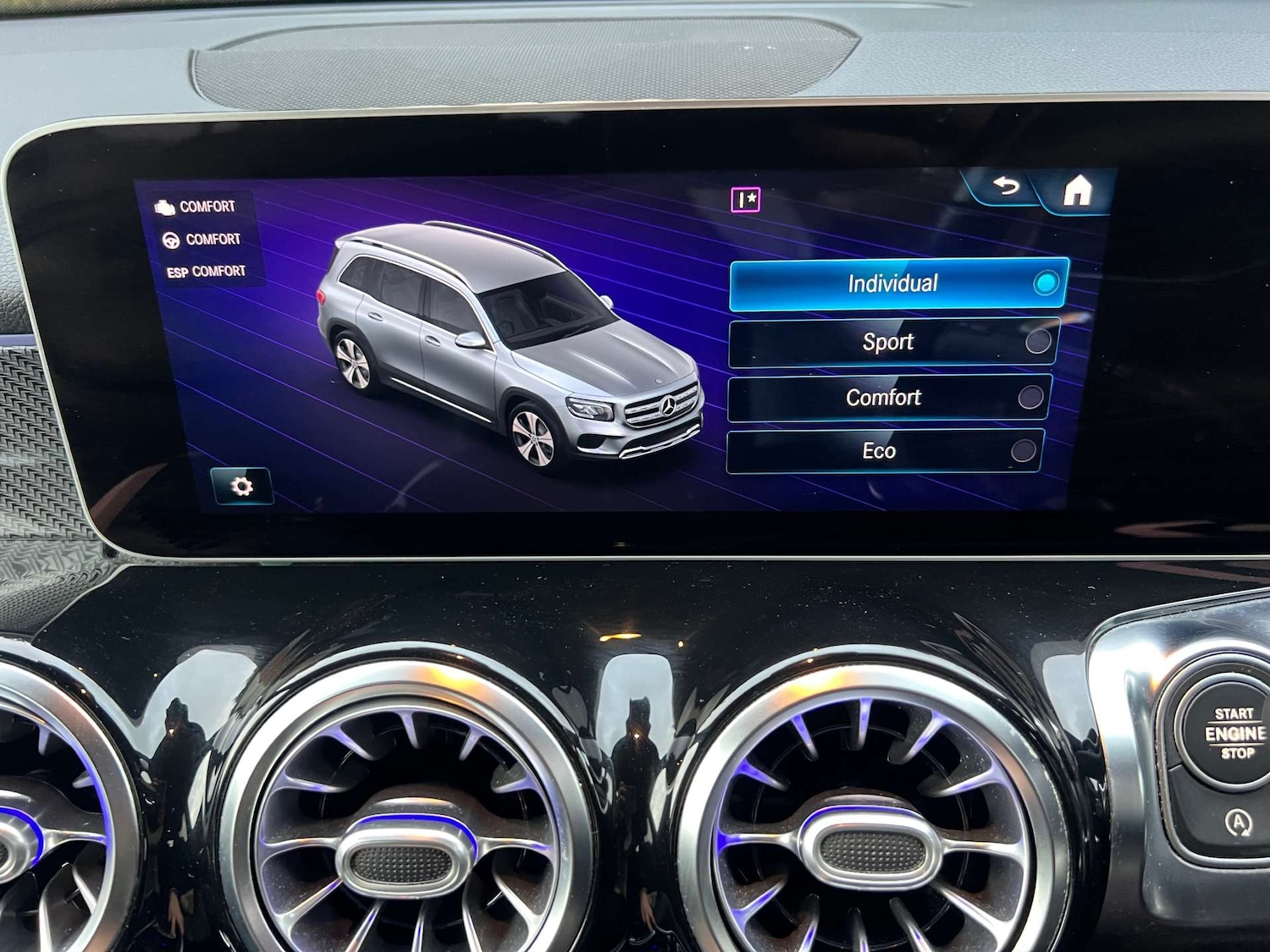 Used Mercedes-Benz GLB 2020 for sale - 76776820: Photo 53