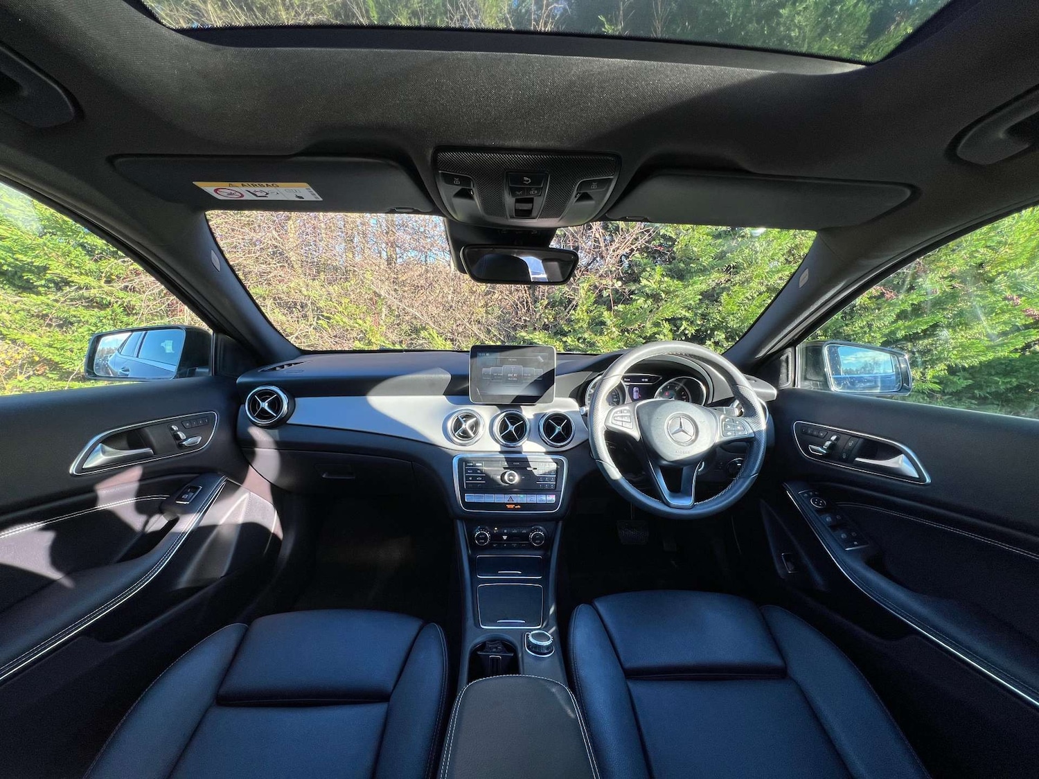 Used Mercedes-Benz GLA 2017 for sale - 76863436: Photo 2