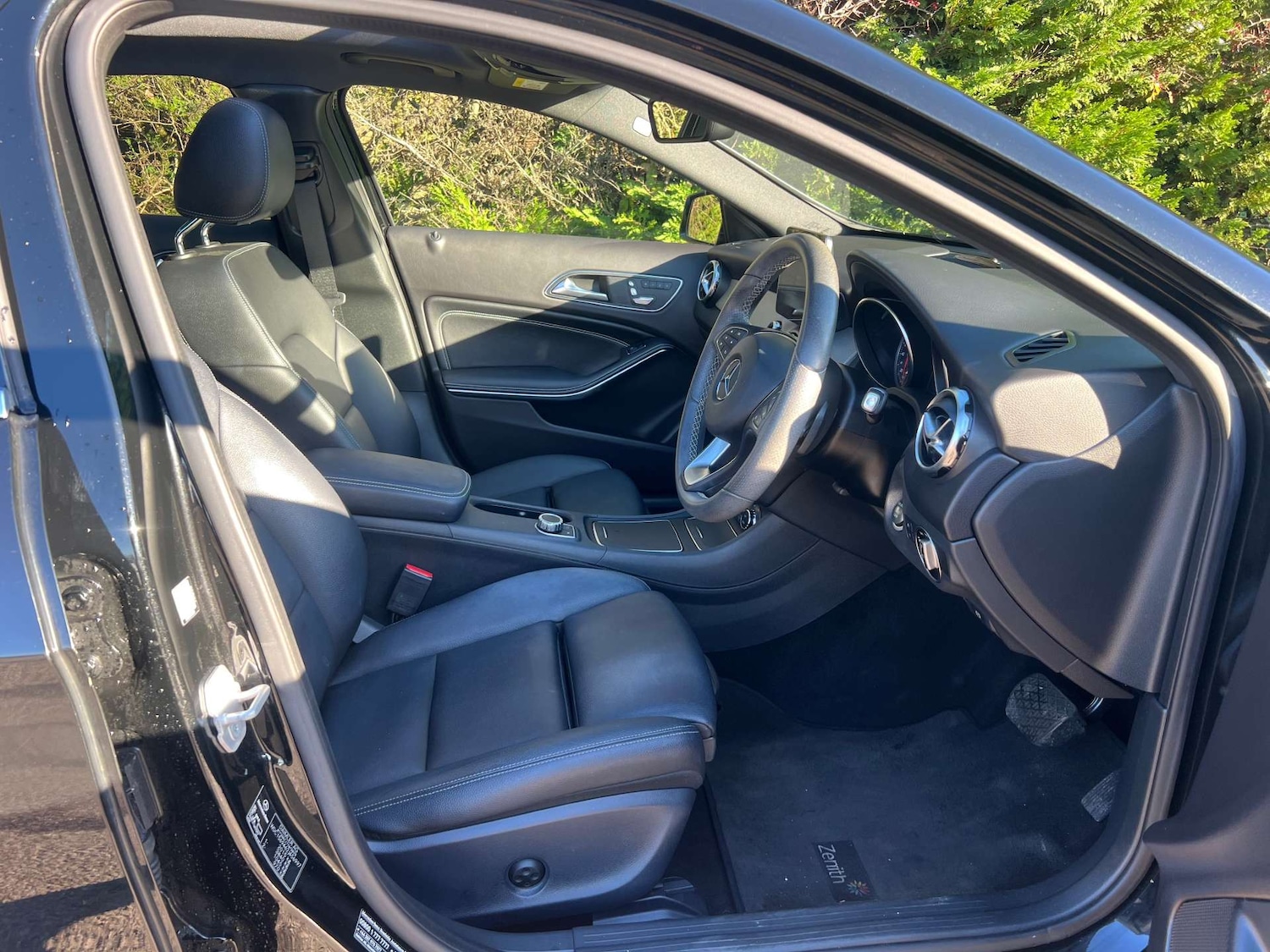 Used Mercedes-Benz GLA 2017 for sale - 76863436: Photo 21