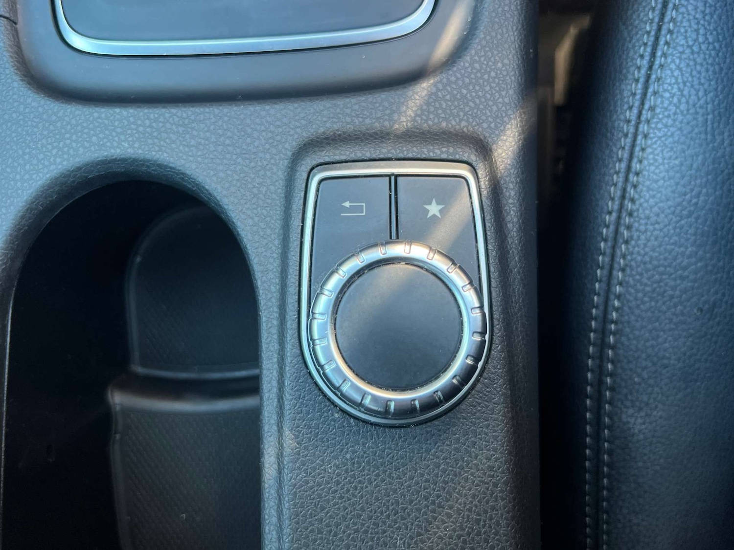 Used Mercedes-Benz GLA 2017 for sale - 76863436: Photo 42