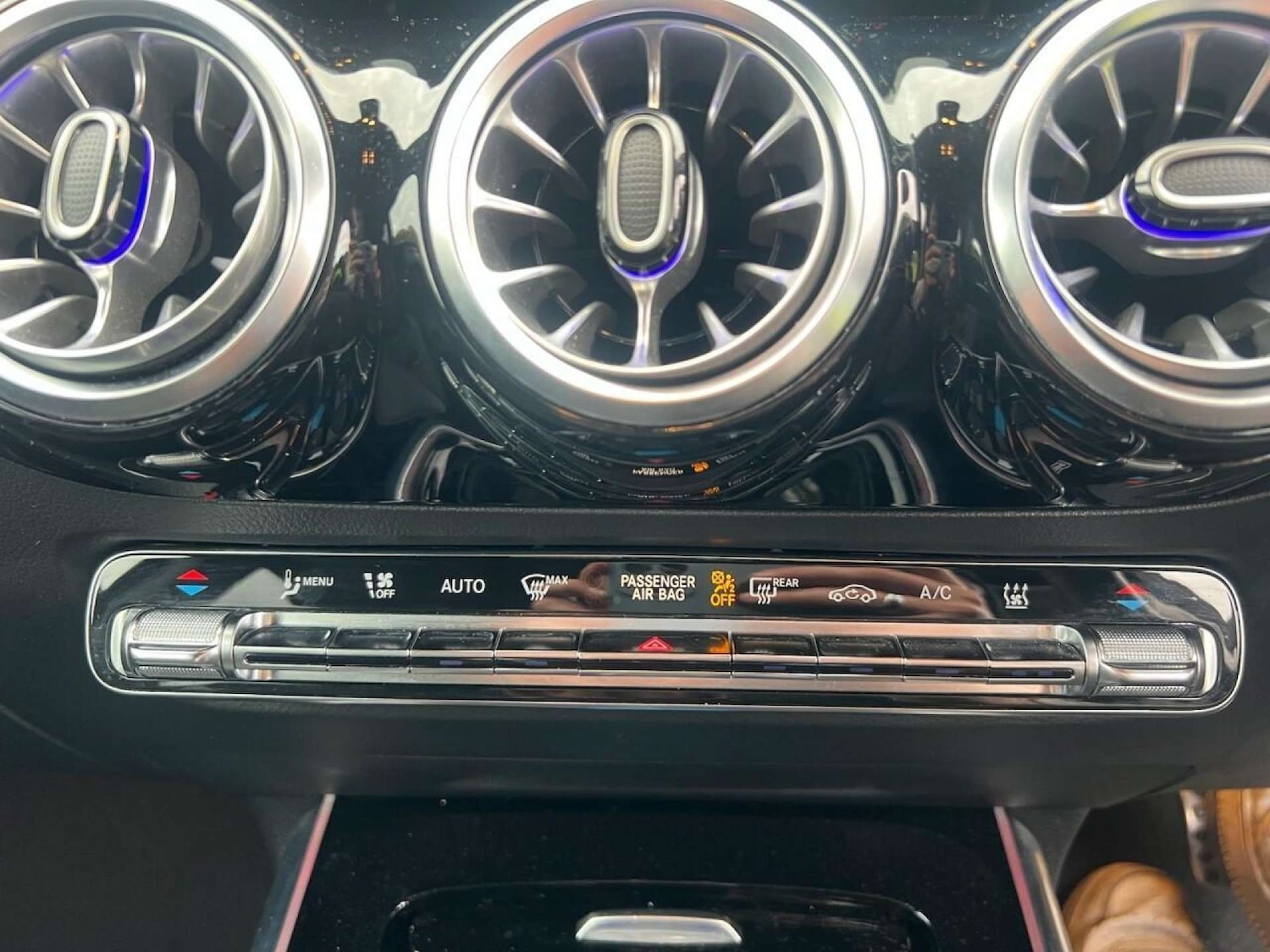 Used Mercedes-Benz EQA 2021 for sale - 76776903: Photo 32