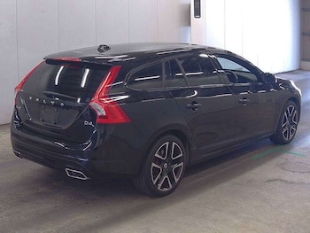 Used Volvo V60 2016 for sale - 79437546: Photo
