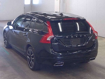 Used Volvo V60 2016 for sale - 79437546: Photo