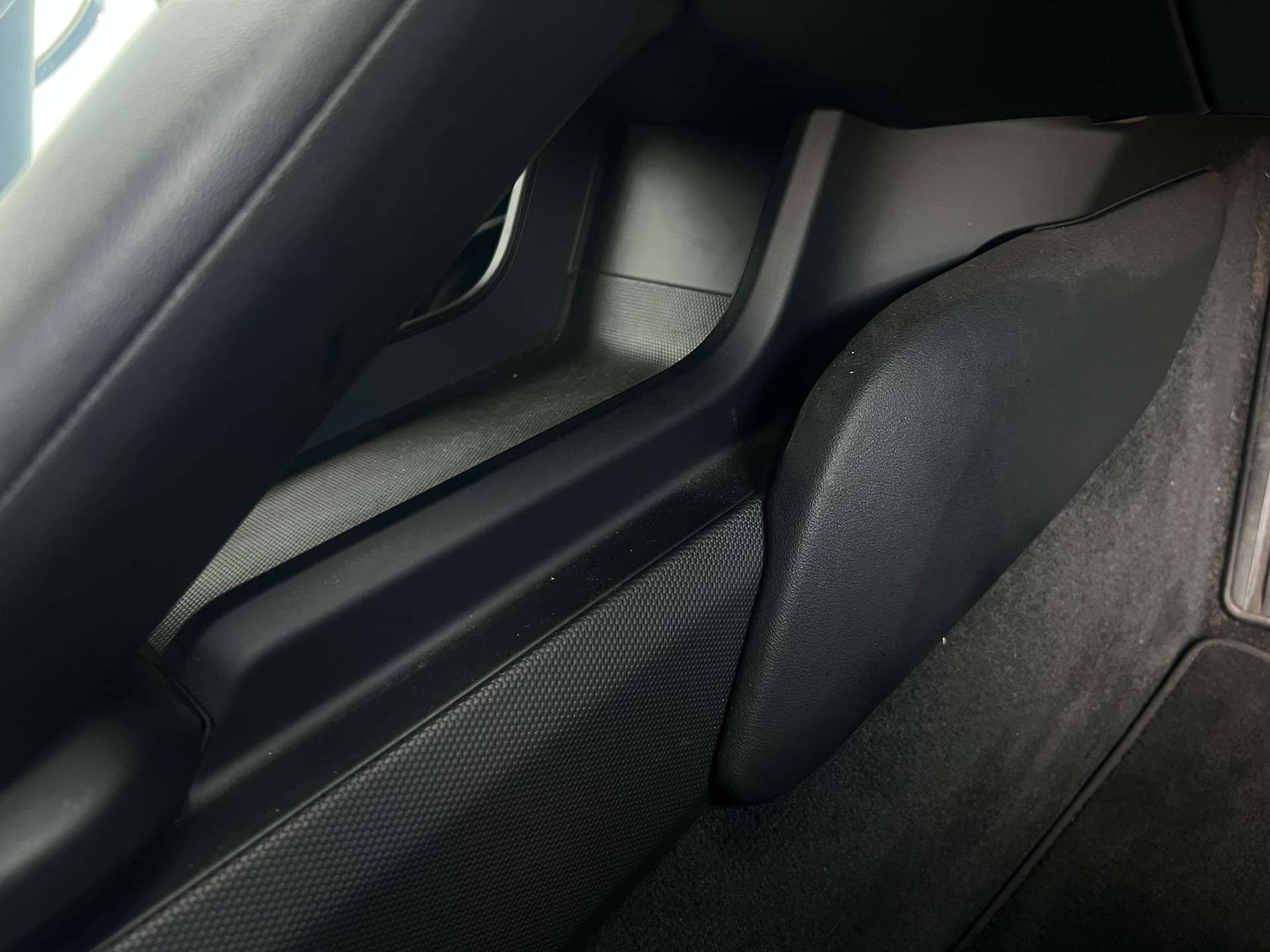 Used Porsche Taycan 2022 for sale - 76776837: Photo 39