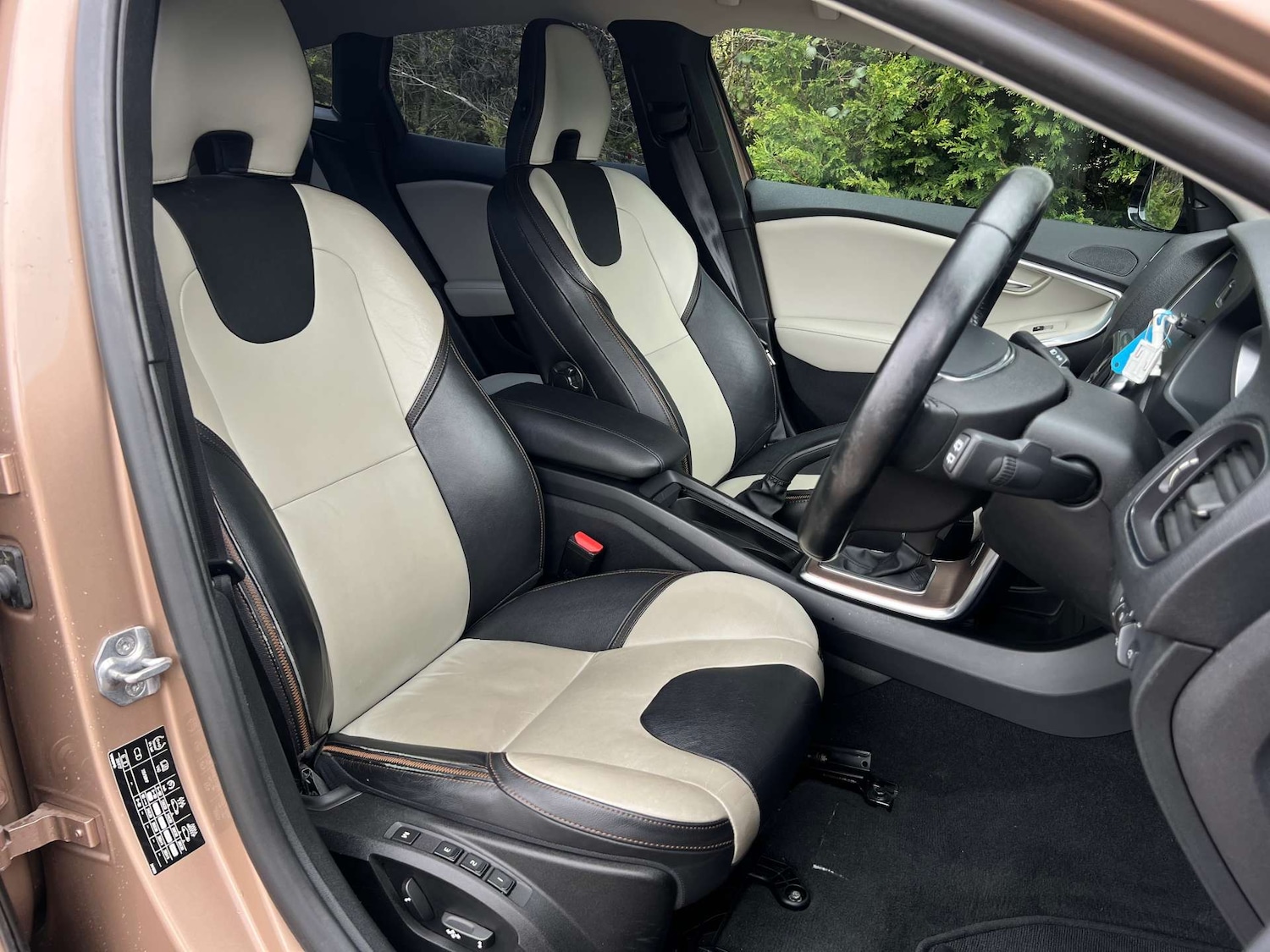 Used Volvo V40 2014 for sale - 78154347: Photo 18