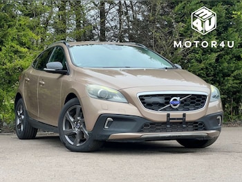 Used Volvo V40 2014 for sale - 78154347: Photo