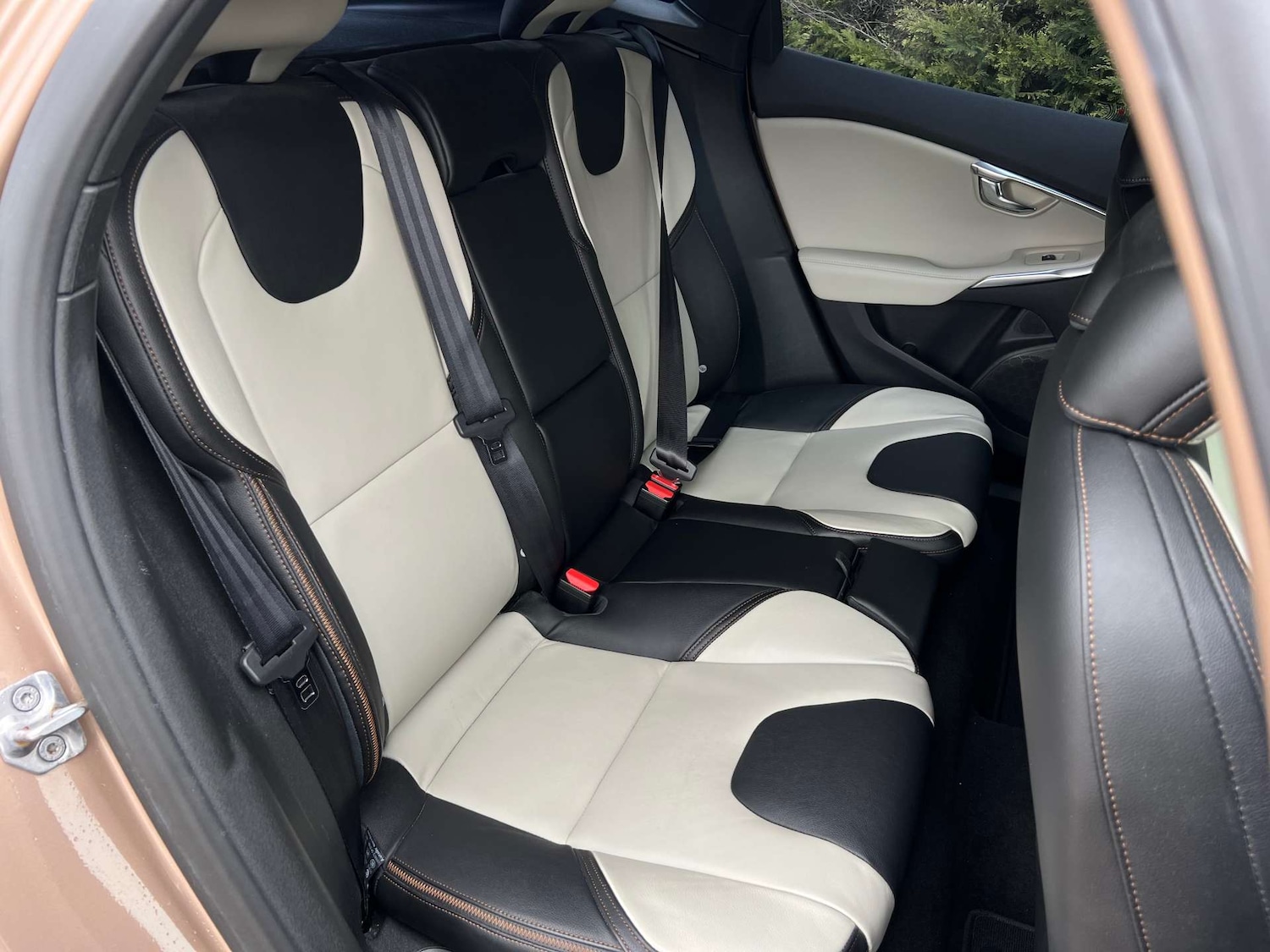 Used Volvo V40 2014 for sale - 78154347: Photo 20