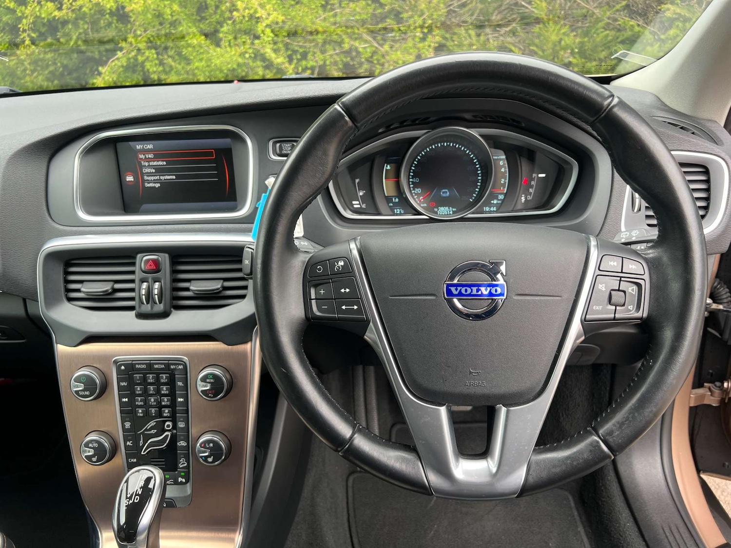 Used Volvo V40 2014 for sale - 78154347: Photo 23