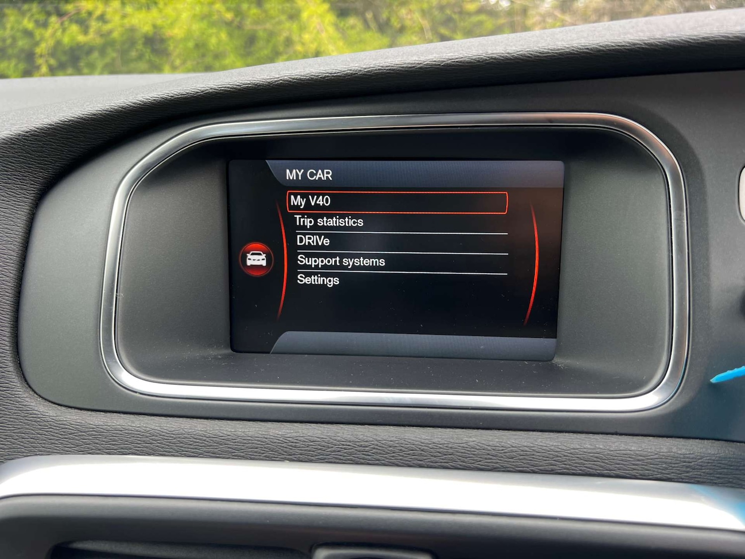 Used Volvo V40 2014 for sale - 78154347: Photo 32