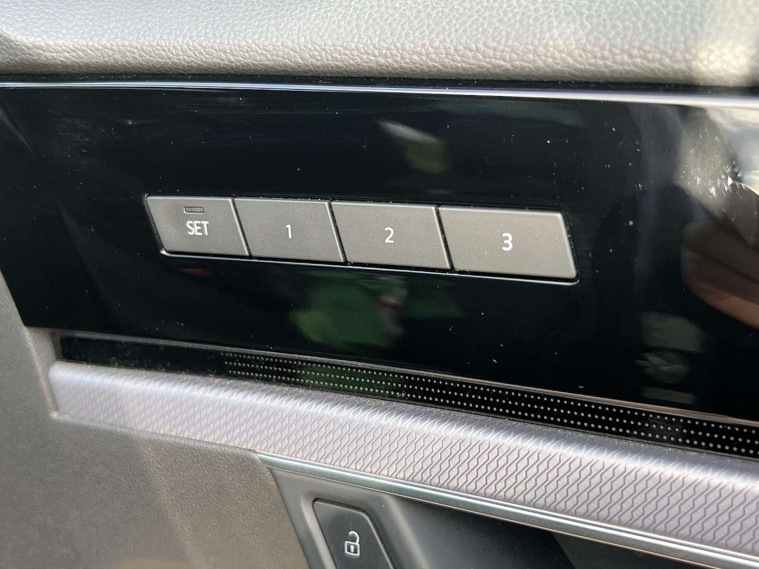 Used Volkswagen Touareg 2021 for sale - 76776899: Photo 18