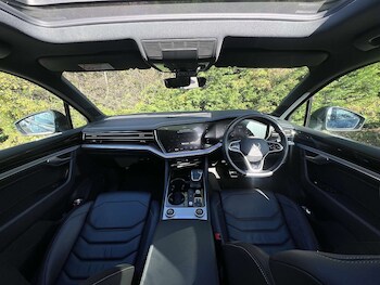 Used Volkswagen Touareg 2021 for sale - 76776899: Photo