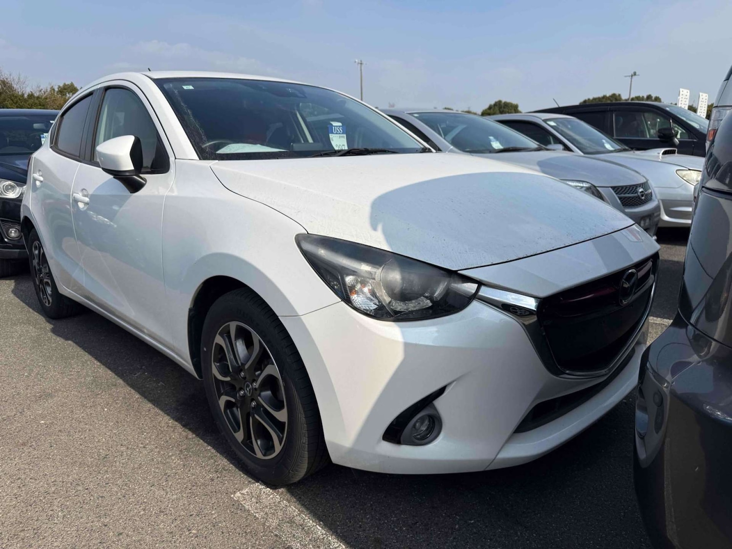 Used Mazda Demio 2015 for sale - 78161915: Photo 2