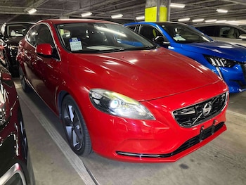 Used Volvo V40 2015 for sale - 78596058: Photo