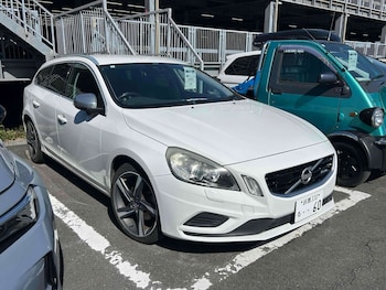 Used Volvo V60 2013 for sale - 78801776: Photo