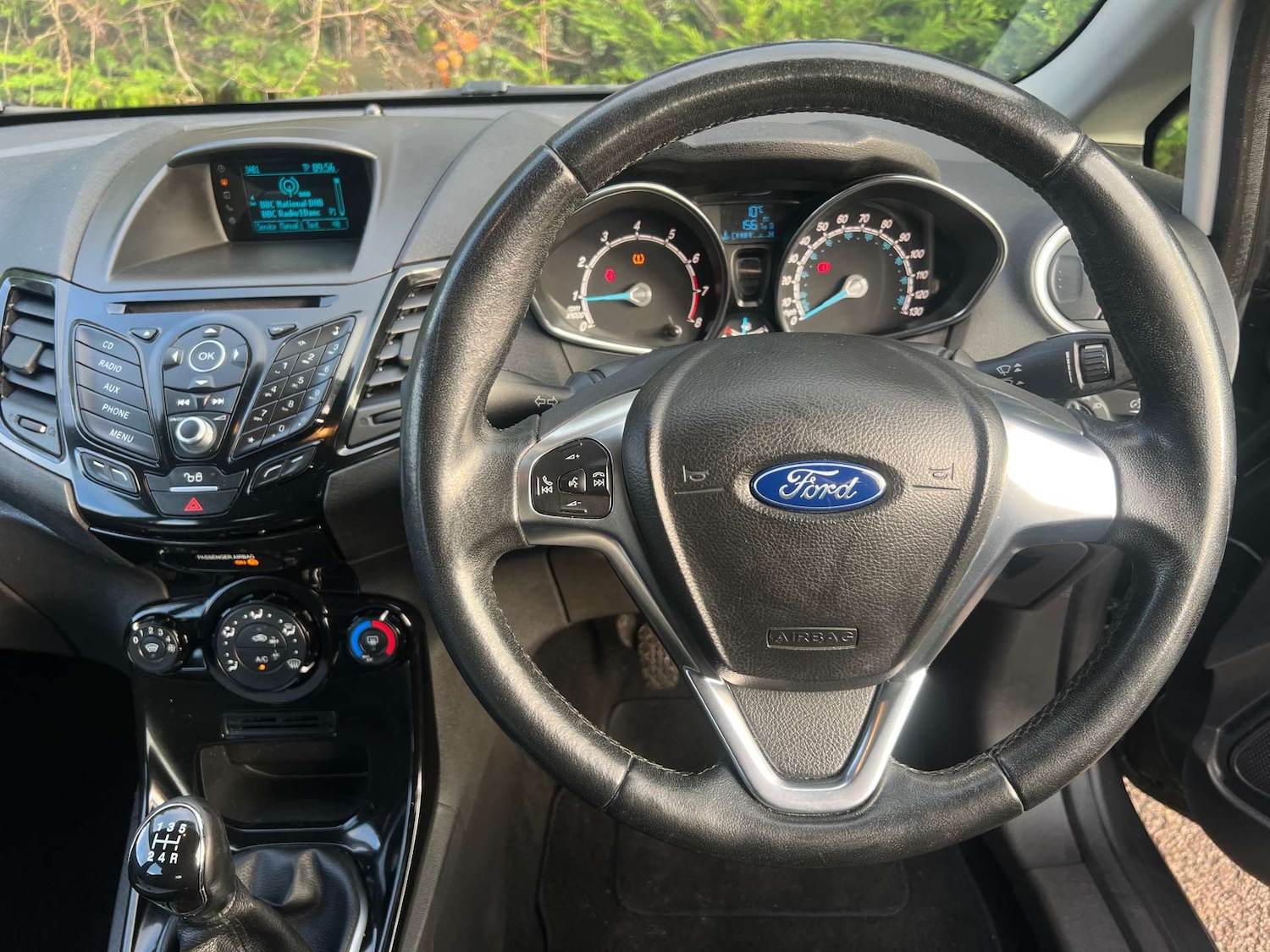 Used Ford Fiesta 2015 for sale - 76907748: Photo 26