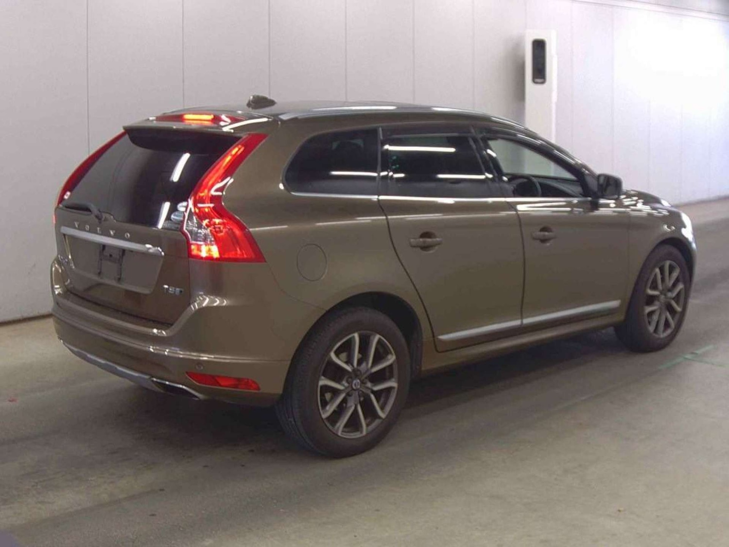 Used Volvo XC60 2016 for sale - 77762347: Photo 9