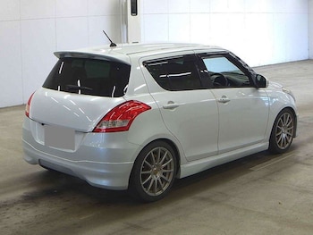Used Suzuki Swift 2015 for sale - 79459562: Photo