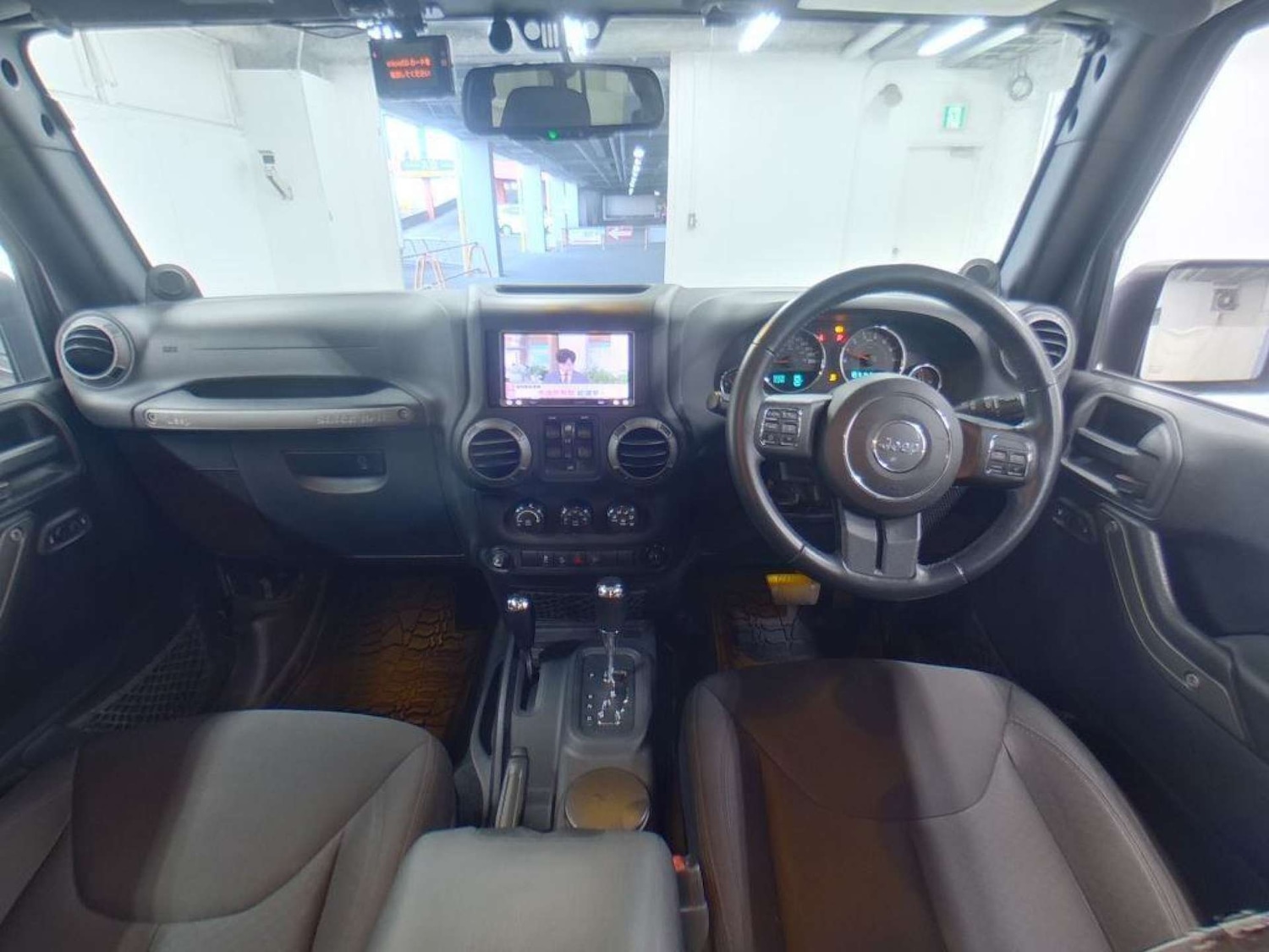 Used Chrysler Wrangler 2014 for sale - 77990001: Photo 13