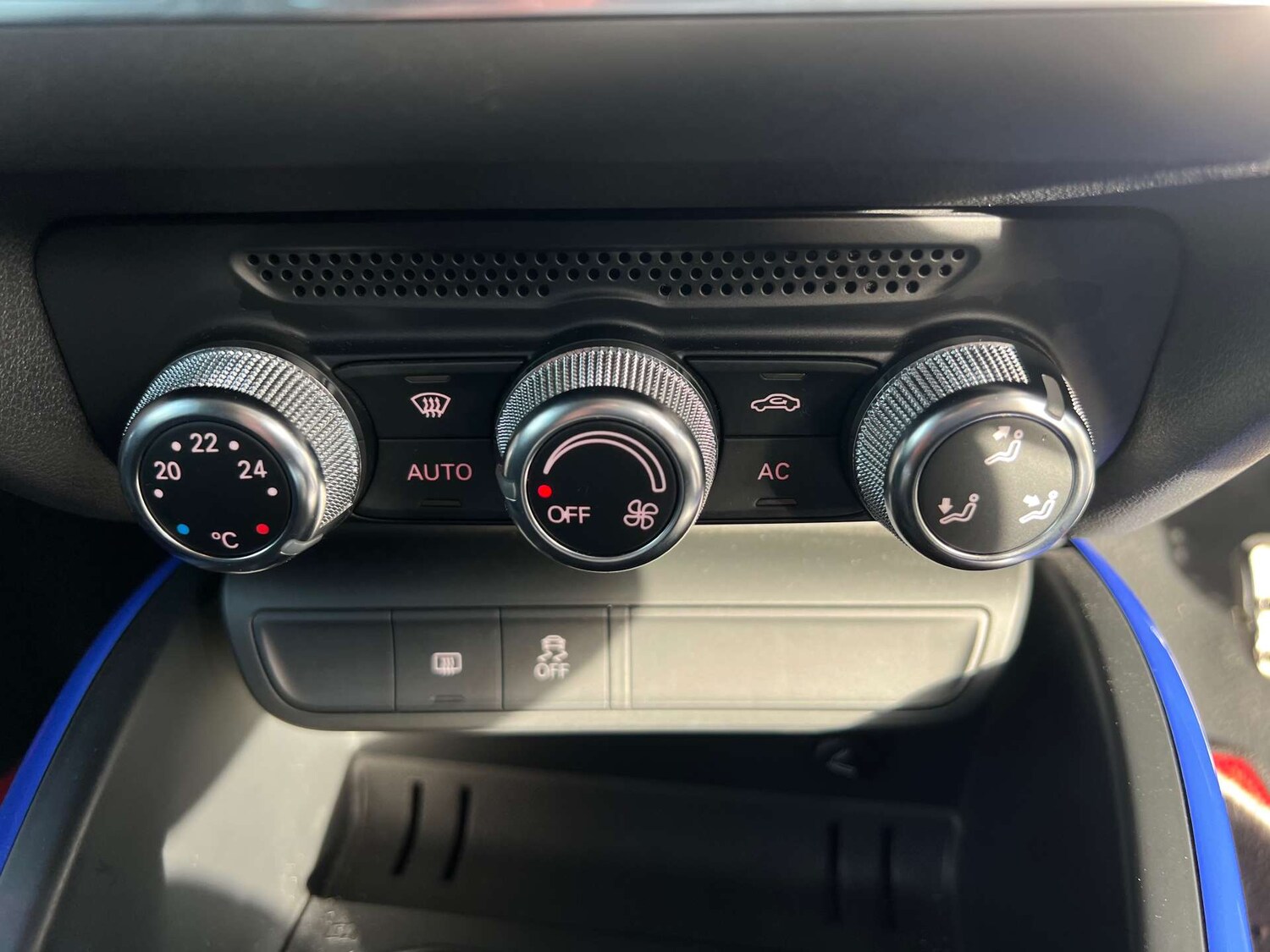 Used Audi A1 2012 for sale - 77446353: Photo 35