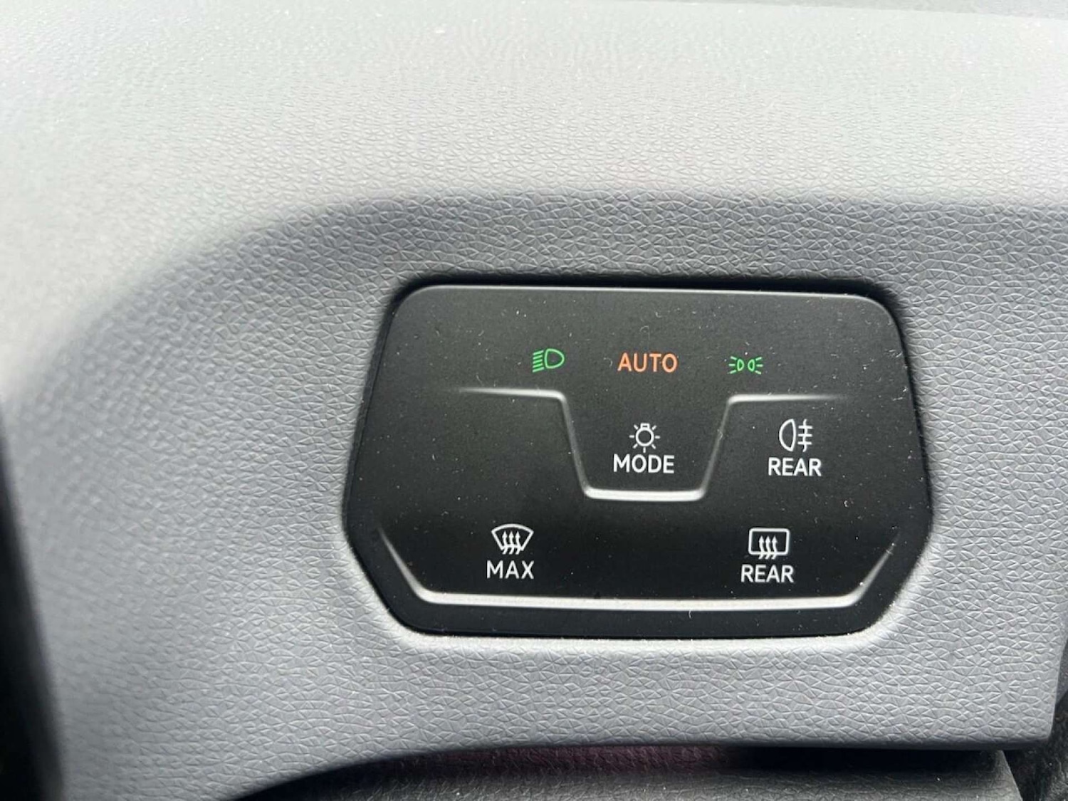 Used Volkswagen ID.3 2021 for sale - 76776908: Photo 24