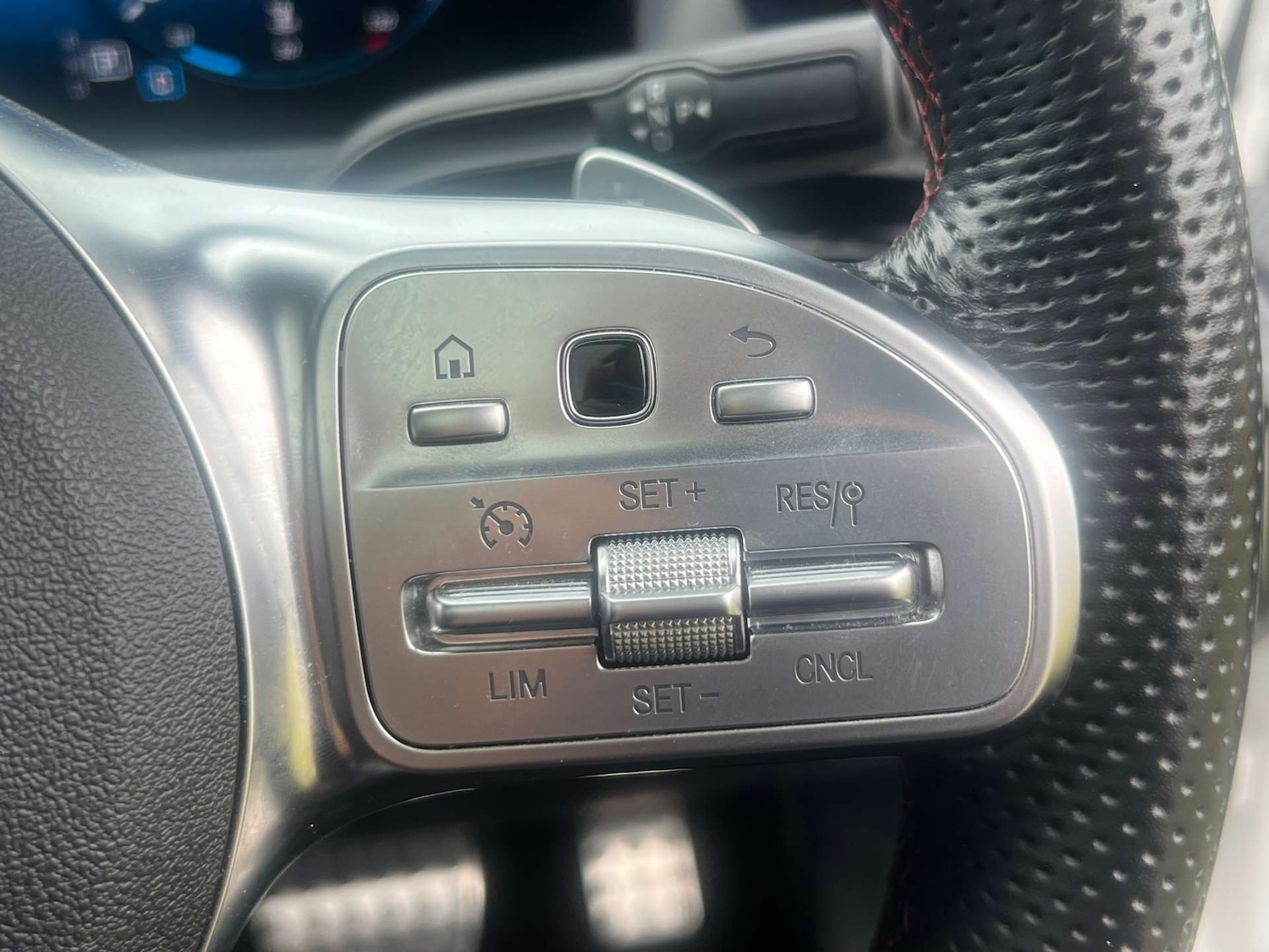 Used Mercedes-Benz CLA 2023 for sale - 76776926: Photo 34